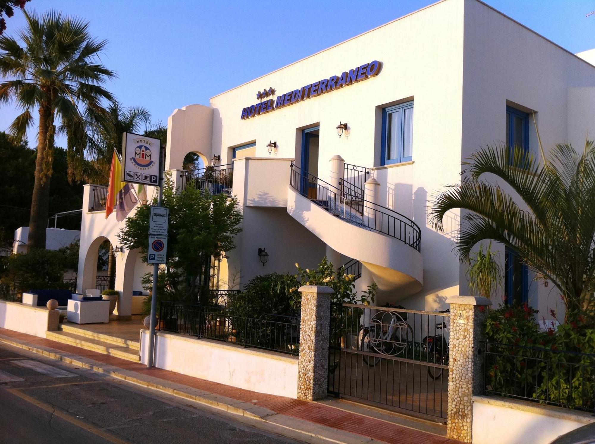 Hotel Ristorante Mediterraneo Faro San Vito Lo Capo Exterior photo